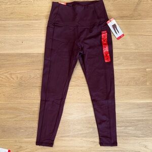 DANSKIN NEW Women’s High-Waist Black Cherry Active High Rise 7/8 Leggings